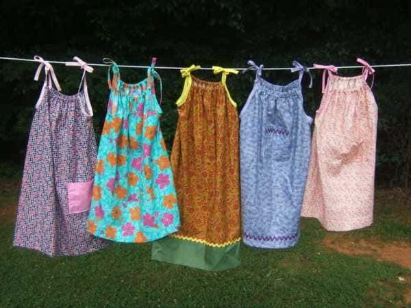 Кілька способів відновити плаття, якщо воно село після прання