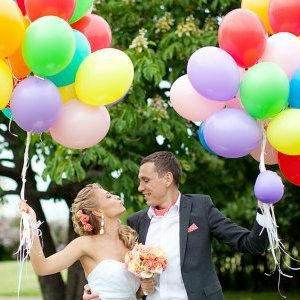 Ефектне оформлення весілля використовуйте повітряні кульки