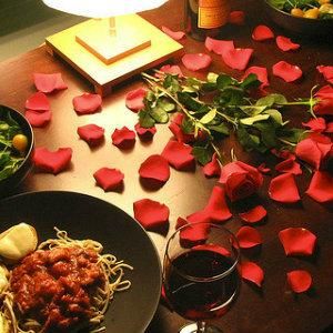 Дівчатам на замітку як приготувати романтичну вечерю для коханого