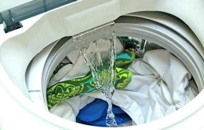 Чому пральна машина автомат набирає воду і відразу зливає її