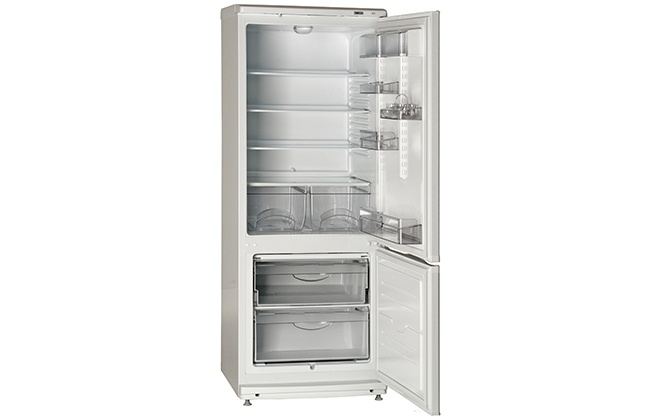 Холодильник Атлант 4009-022 всередині