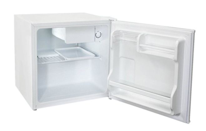 Холодильник Бірюса 50 у відкритому вигляді