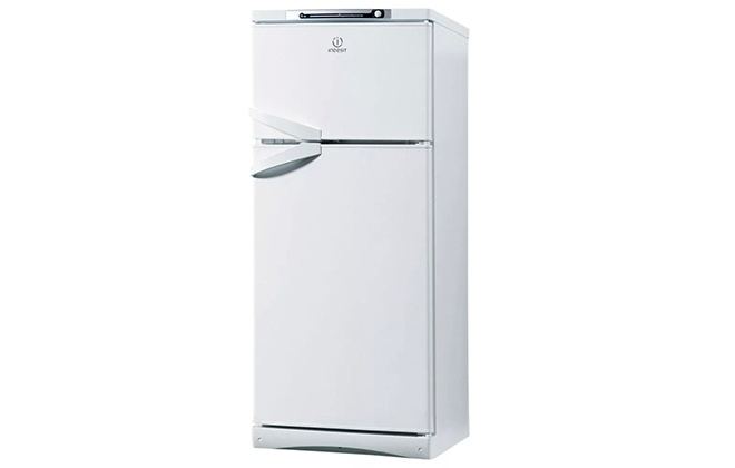 Дизайн холодильника Indesit ST 167