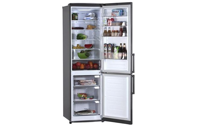 Холодильник LG GA-B499YLUZ з продуктами