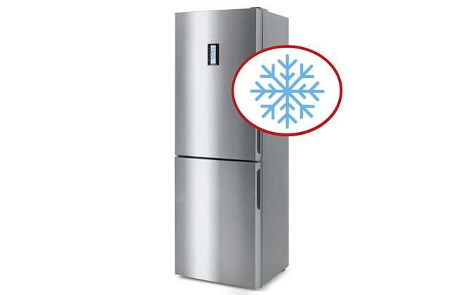 сірий холодильник
