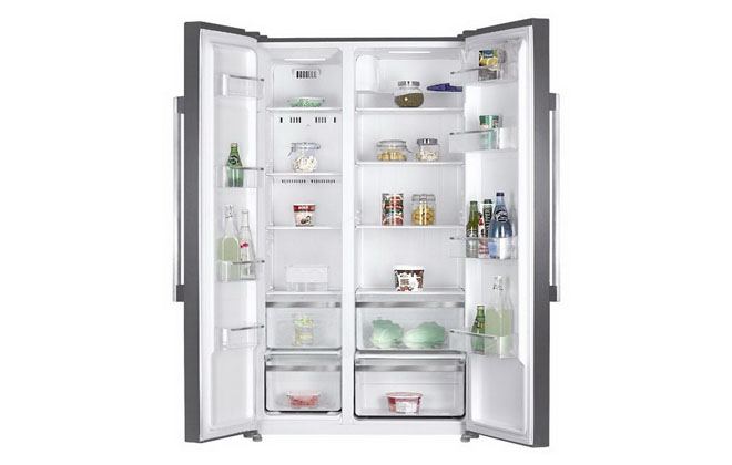 Великий холодильник від Leran