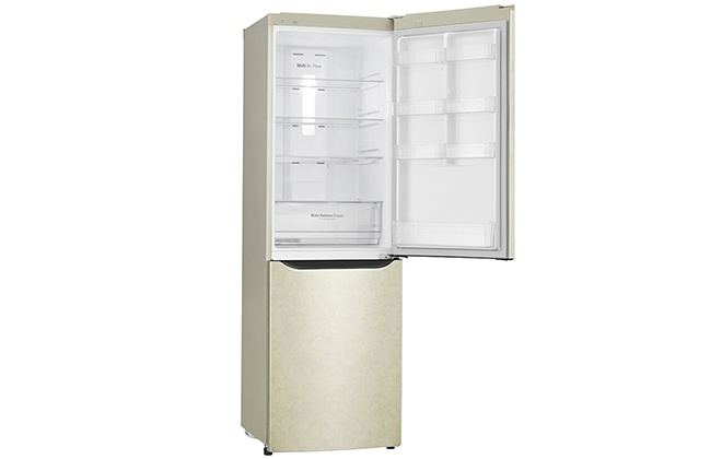 Холодильник LG GA-M429SERZ з відчиненими дверцятами