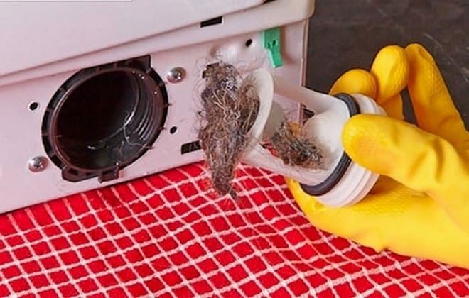 Як самостійно почистити фільтр в пральній машині