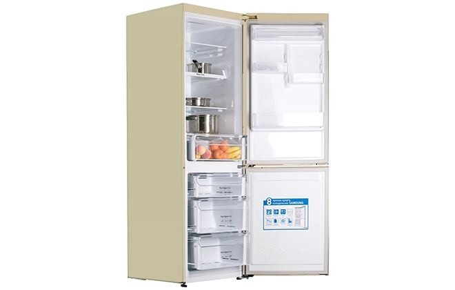 Вид холодильника Samsung збоку