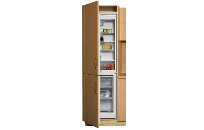 Холодильник Atlant ХМ 4307-000 у відкритому вигляді